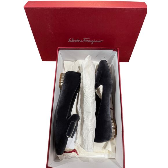 Salvatore Ferragamo Sarno Velvet Bow Flower Heel Loafers sz. 6B - Picture 11 of 12